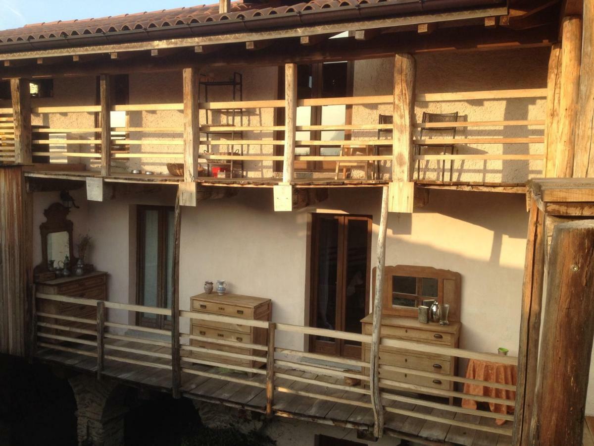 La Tana Del Ghiro Bed & Breakfast Porto Valtravaglia Exterior photo